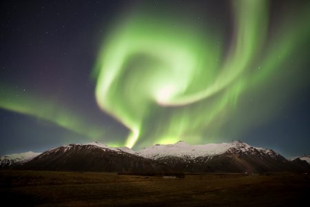 northern lights - hofn -iceland - mountain landscape - オーロラ - アイスランド