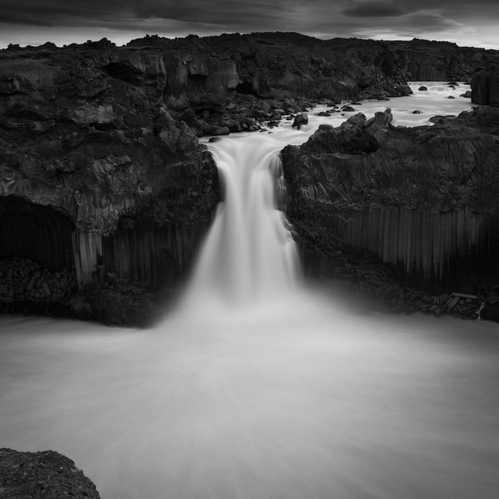 Aldeyjarfoss waterfall - cascade - Iceland - long exposure black and white