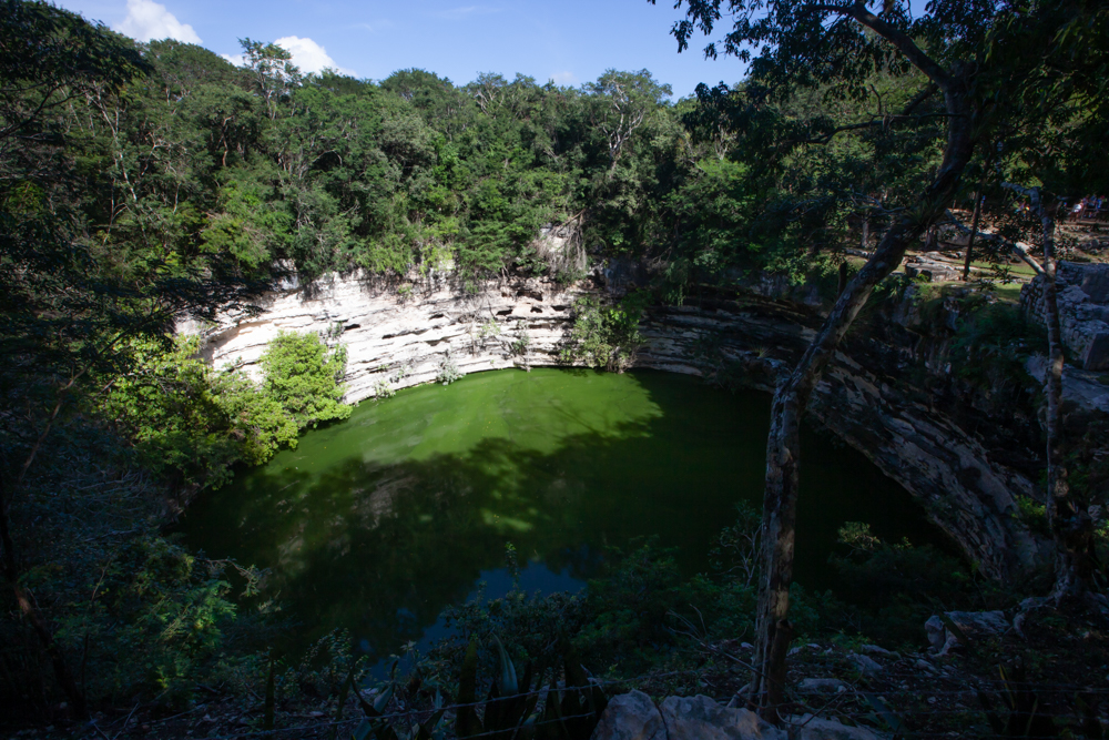 Cenote - Chichen Itza - Mexico