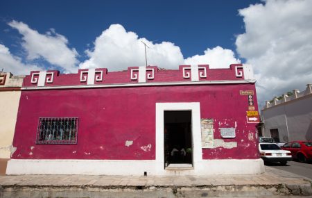 pink house - san cristobal de las casas